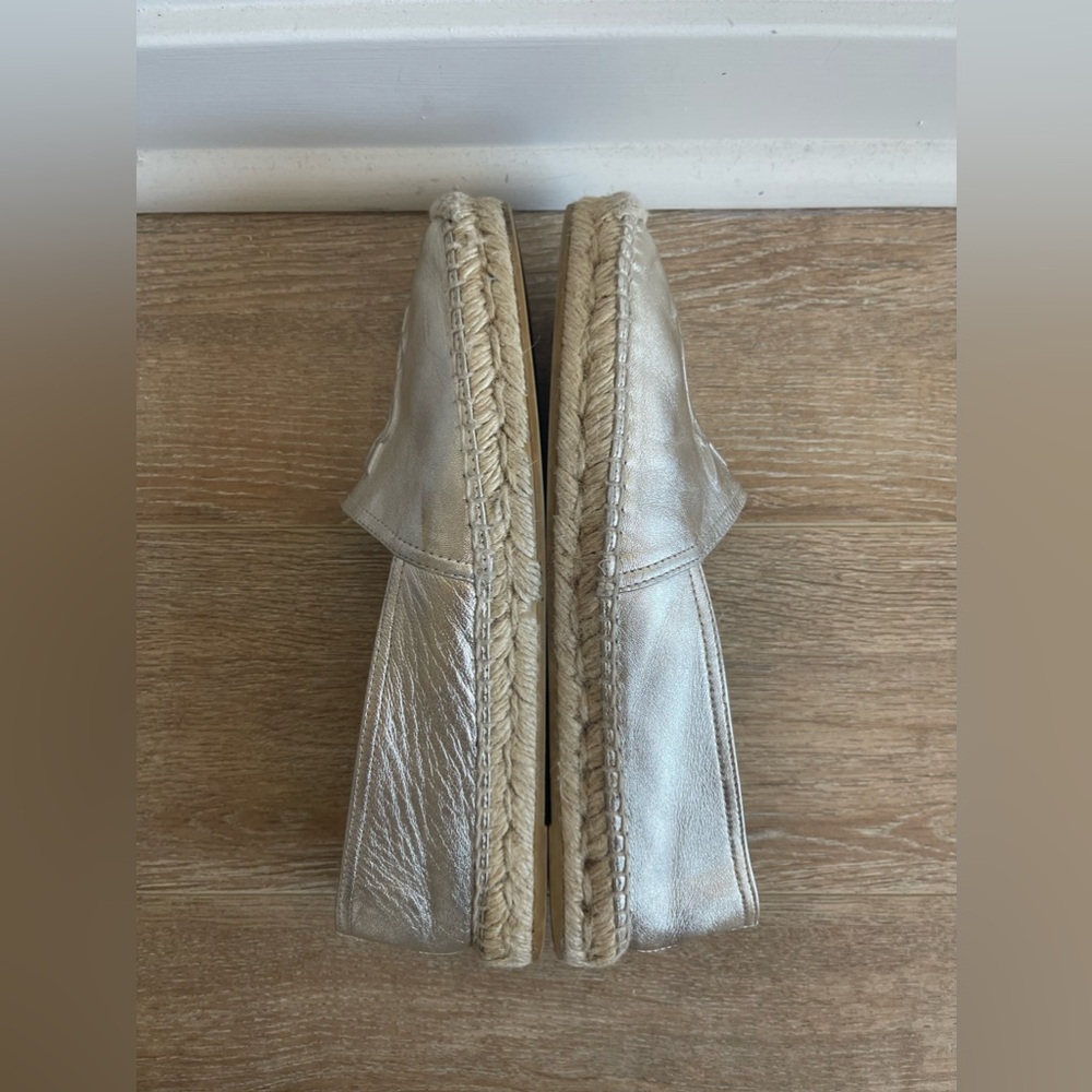 Saint Laurent YSL Logo Metallic Leather Espadrilles in Pale Gold Size 38.5 - Picture 5 of 8